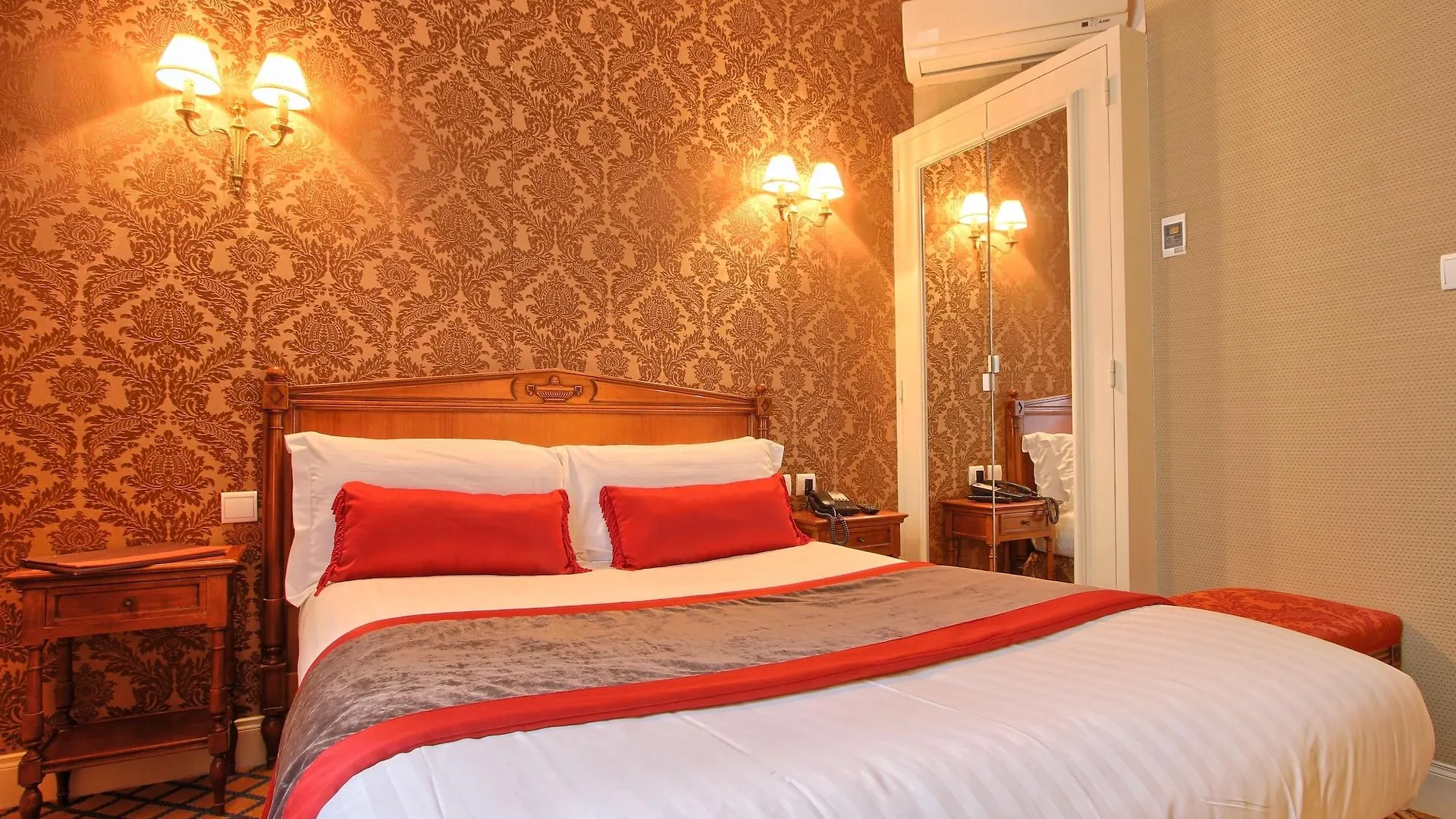 De Seine Hotel