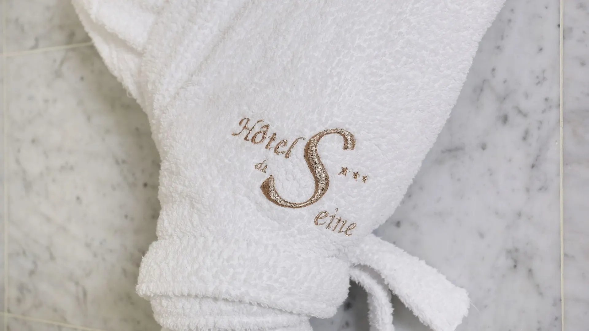 Hotel De Seine 3*